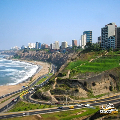Día 1: Llegada a Lima
