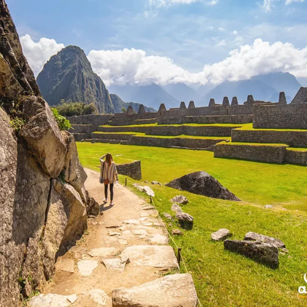 ¿Conviene llegar primero a Lima o a Cusco si viajo desde Panamá?
