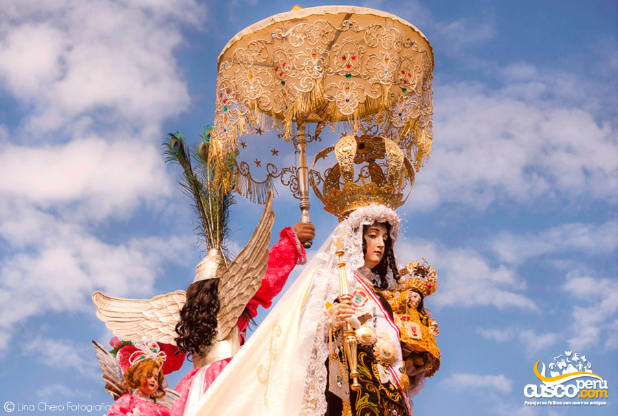 Culto da Virgen del Carmen - Paucartambo