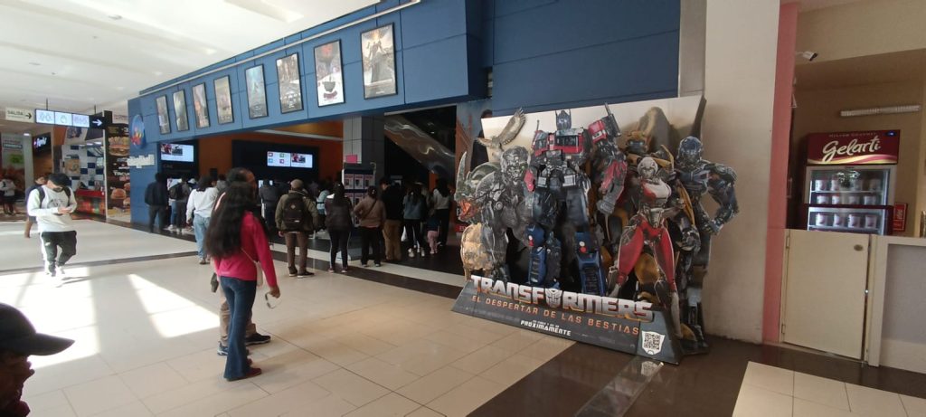 Pre Estreno De La Pelicula Transformers El Despertar De Las Bestias