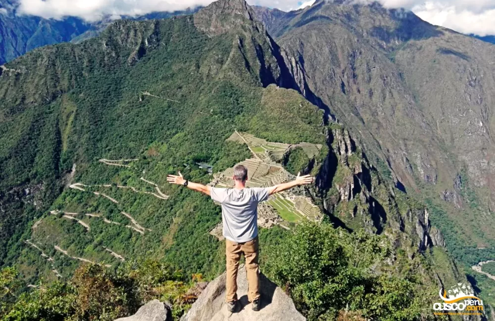Vista mágica de Machu Picchu do topo da montanha Huayna Picchu.