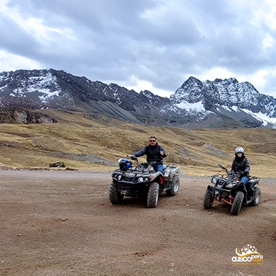 ATVs para a Montanha das 7 Cores