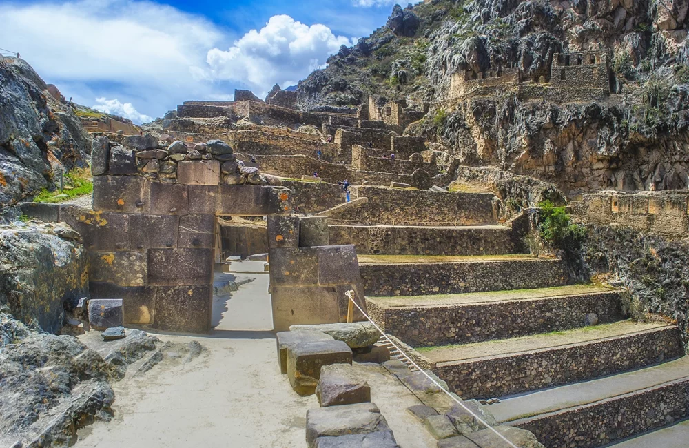 Fortaleza de Ollantaytambo no vale sagrado dos incas