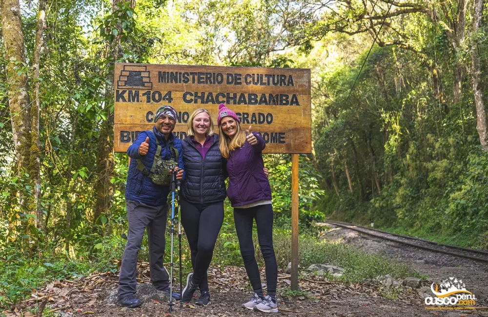 Punto de inicio del camino inca hacia Machu picchu