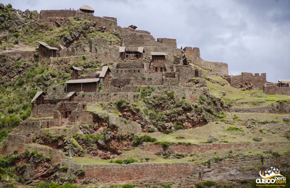 Pisaq Archaeological Center