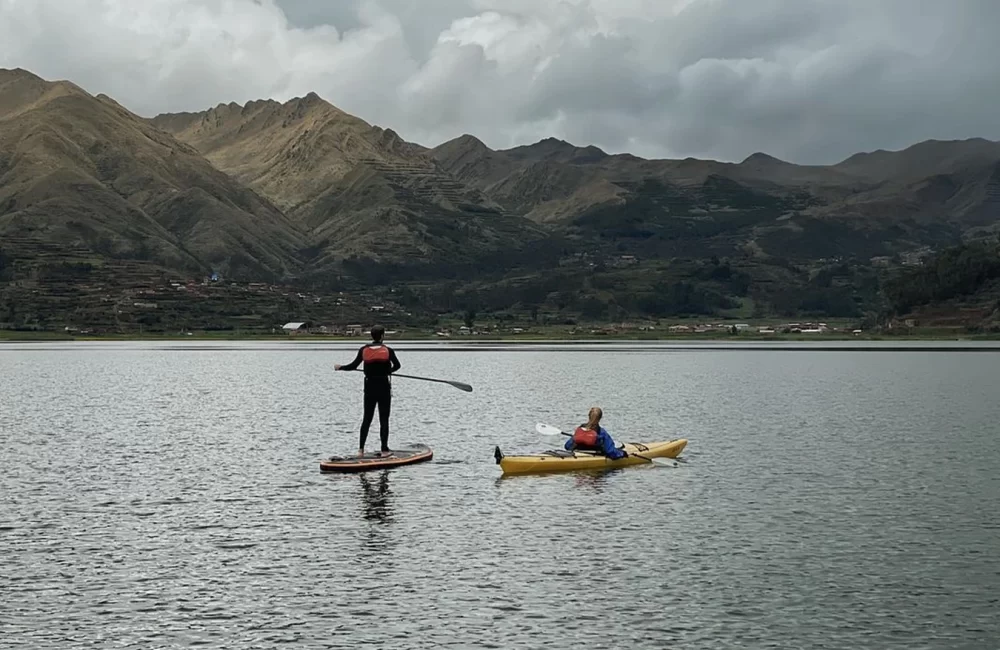 Kayak ride in the Piuray lagoon